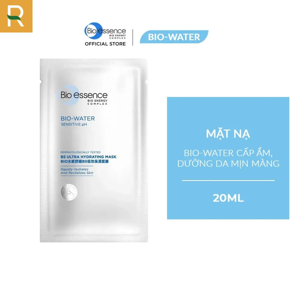 Kết cấu tinh chất của mặt nạ Bio-essence B5 trên tay